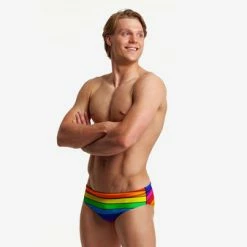 FUNKY TRUNKS - Mens Brief Classic Rainbow Racer