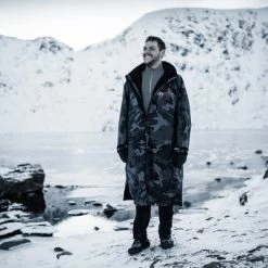 DRYROBE - Coat Long Sleeve Black Camo & Black -Baratza store 3F1A32342048 2024x2024 c2b5e206 2445 464d ab37 e41dd891303b grande