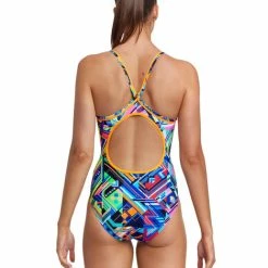 FUNKITA - Ladies Diamond Back One Piece Kickflip -Baratza store KickFlip 3 grande