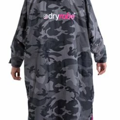 DRYROBE - Coat Long Sleeve Black Camo & Pink 10 DRYROBE - Coat Long Sleeve Black Camo & Pink -Baratza store L ADULT BLKCAMO PINK 061 2024x2024 b2f900eb b5aa 4e75 be5e 81b209d2b5c7 grande