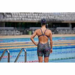 Amanzi - Women's Swimsuit Kneelength Aquatica -Baratza store amanzi aquatica kneelength am37303 3 grande